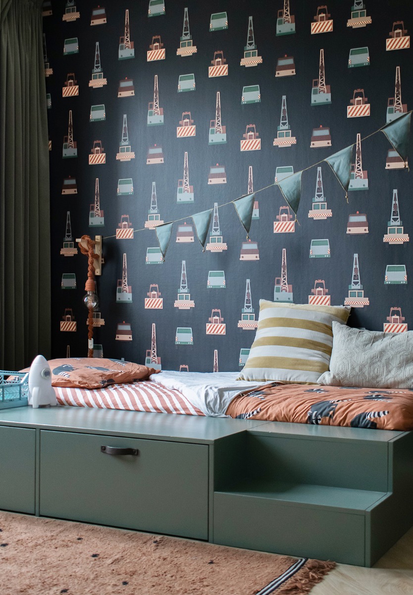 schuintrekken elf terugtrekken Kinderkamer met kraanwagen behang – Studio Ditte